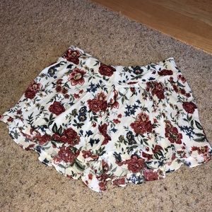 American Eagle Flowy Shorts